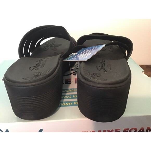 Skechers Women's 8 Pier Lite Luxe Foam- Fading Sun Wedge Sandal BLACK - Picture 6 of 7